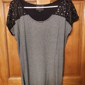 Rock by Stella & Jamie B/W Stripe Jewel Tunic